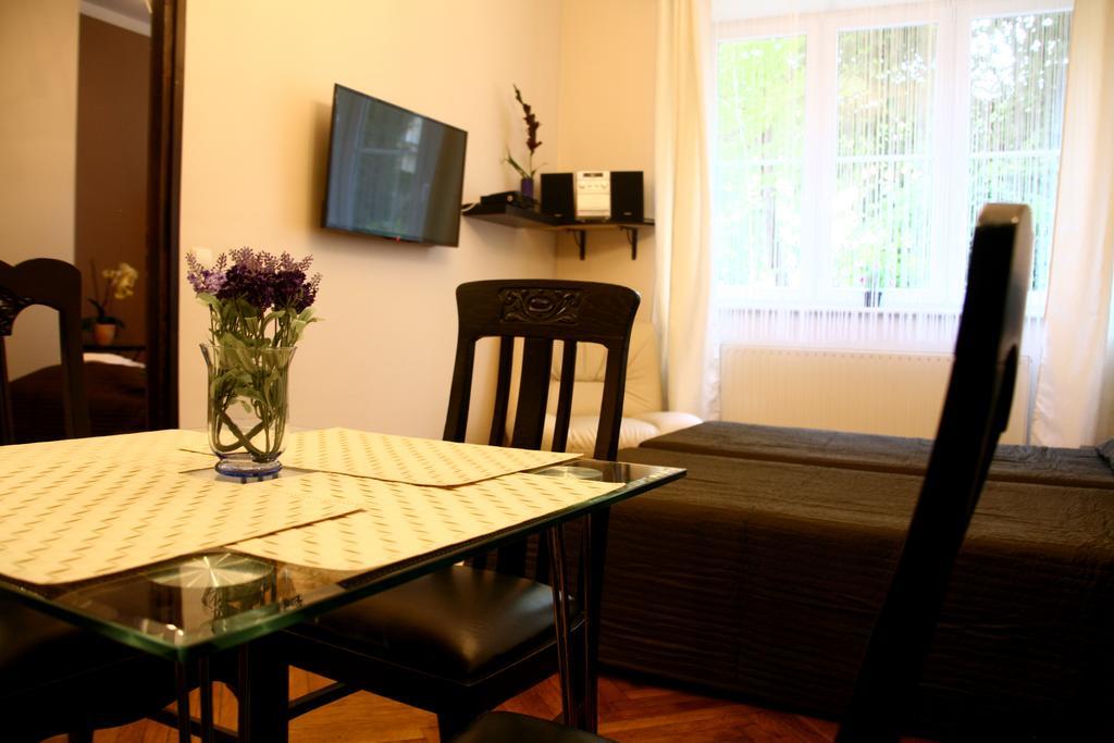 Apartamenty Astur Cracovia Exterior foto